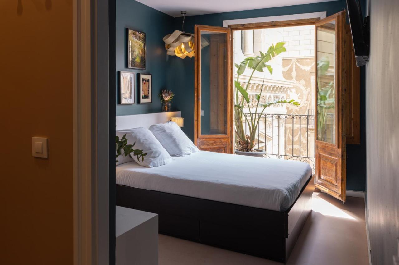 Hostal Sol Y K Barcelona Exteriör bild